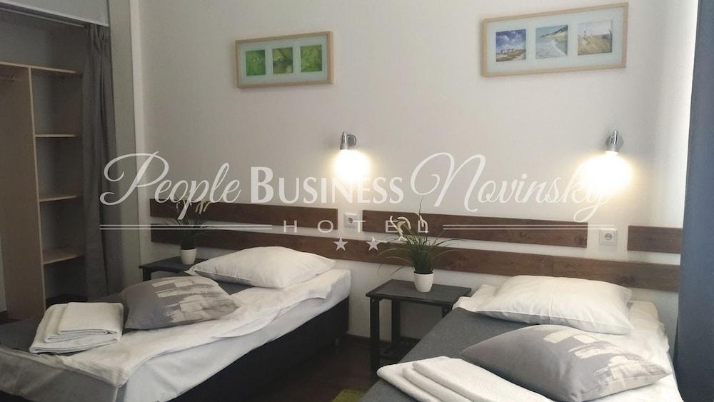 People Business Novinsky Hotel Moszkva Kültér fotó